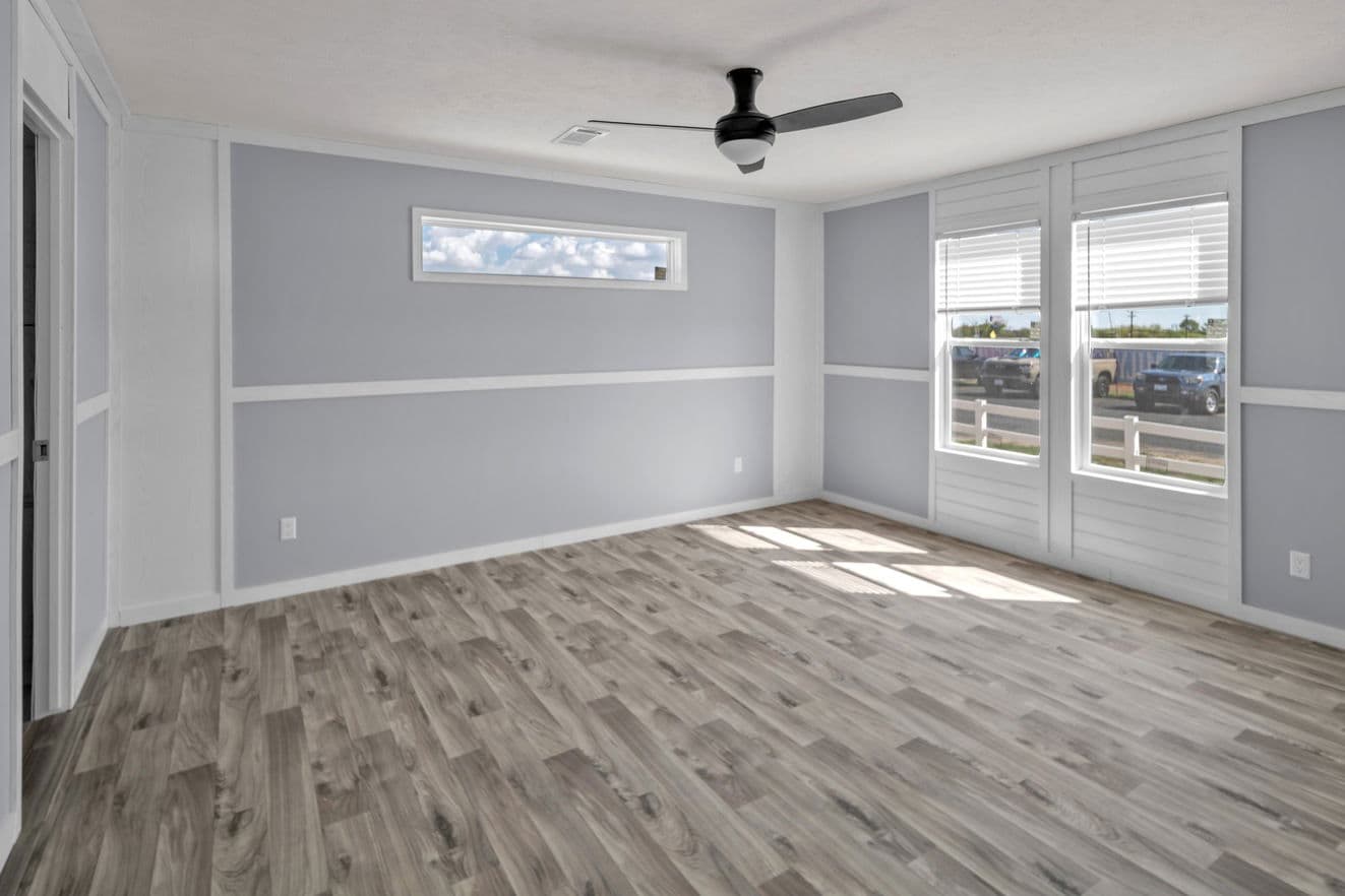 Valu maxx premier 32684f interior home features