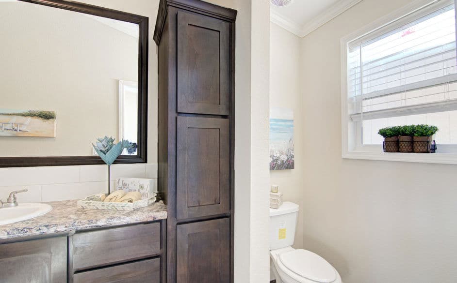 Eagle j60ep8 bathroom home features