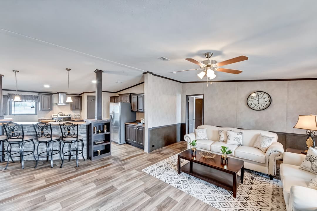 Classic c-3280-42.5b interior home features