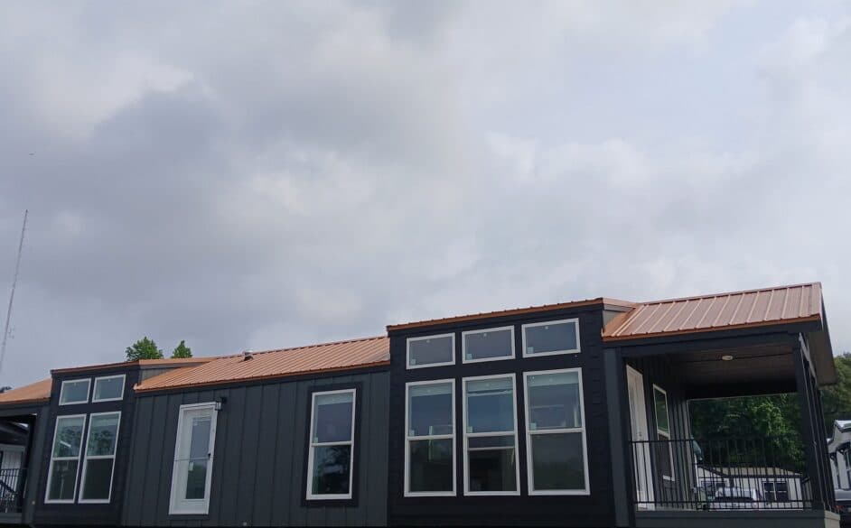 Starling d40ep8 elevation and exterior home features