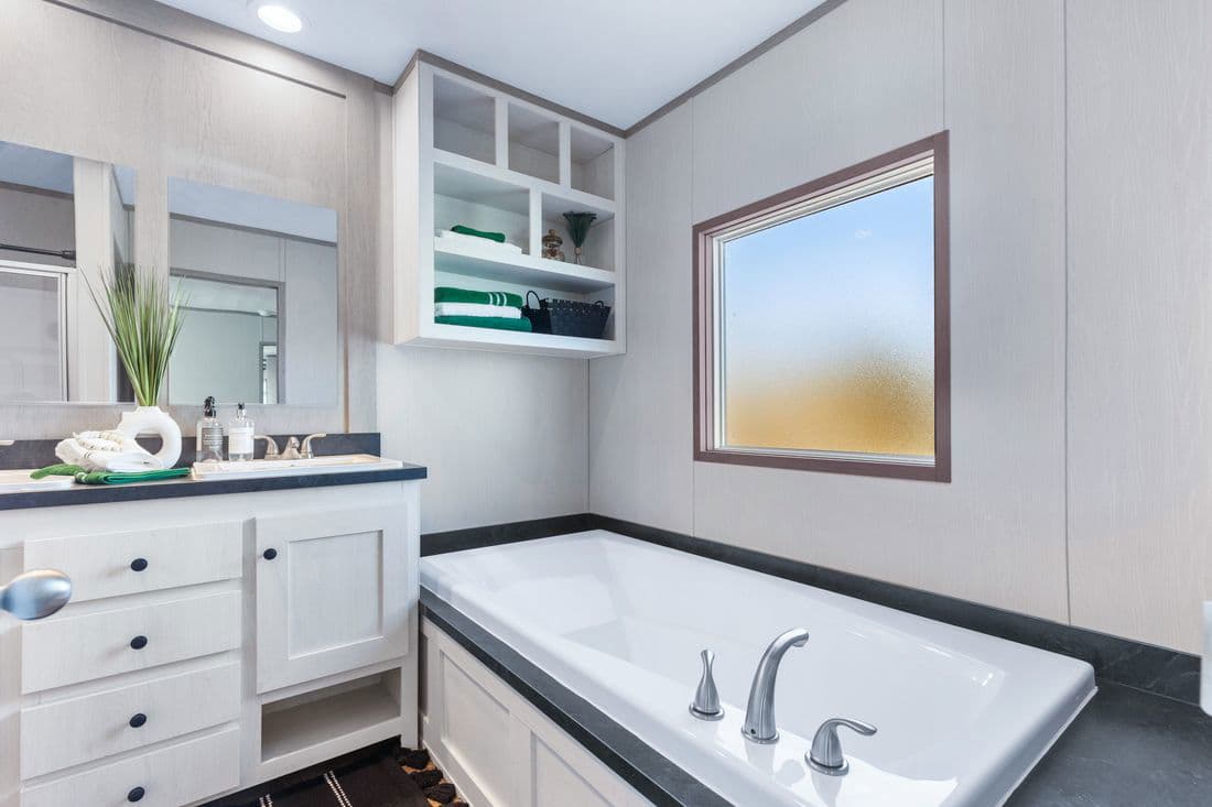 Anniversary 16763i bathroom home features