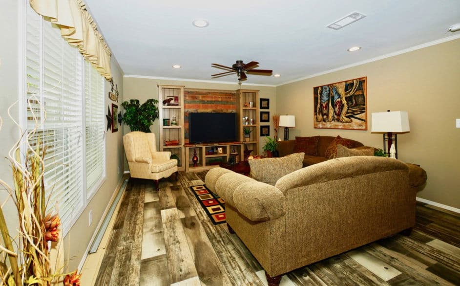 Rifleman 3240 interior home features