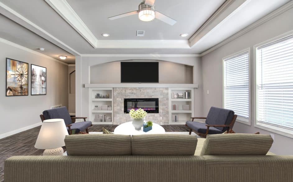 Comfort 5176 interior home features