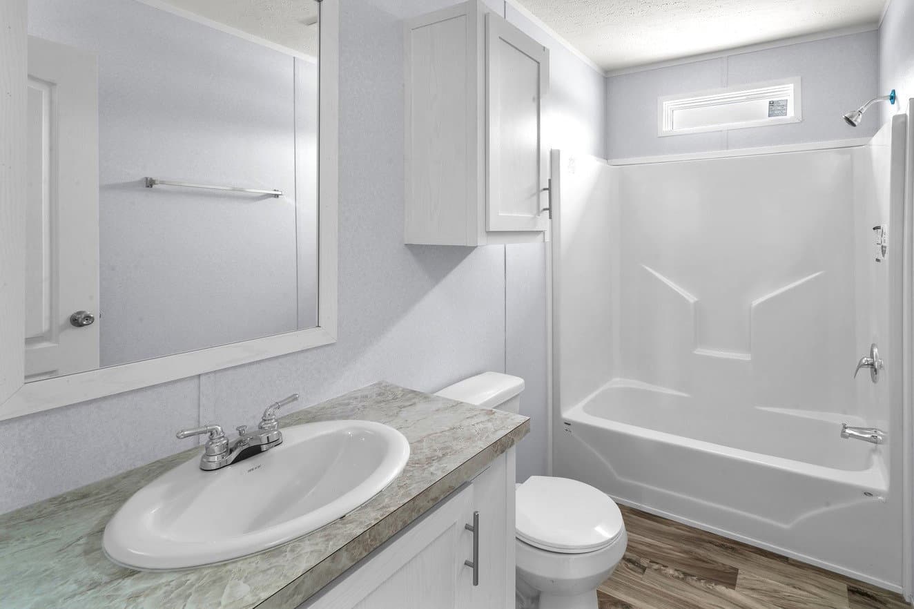 Valu 28483u bathroom home features