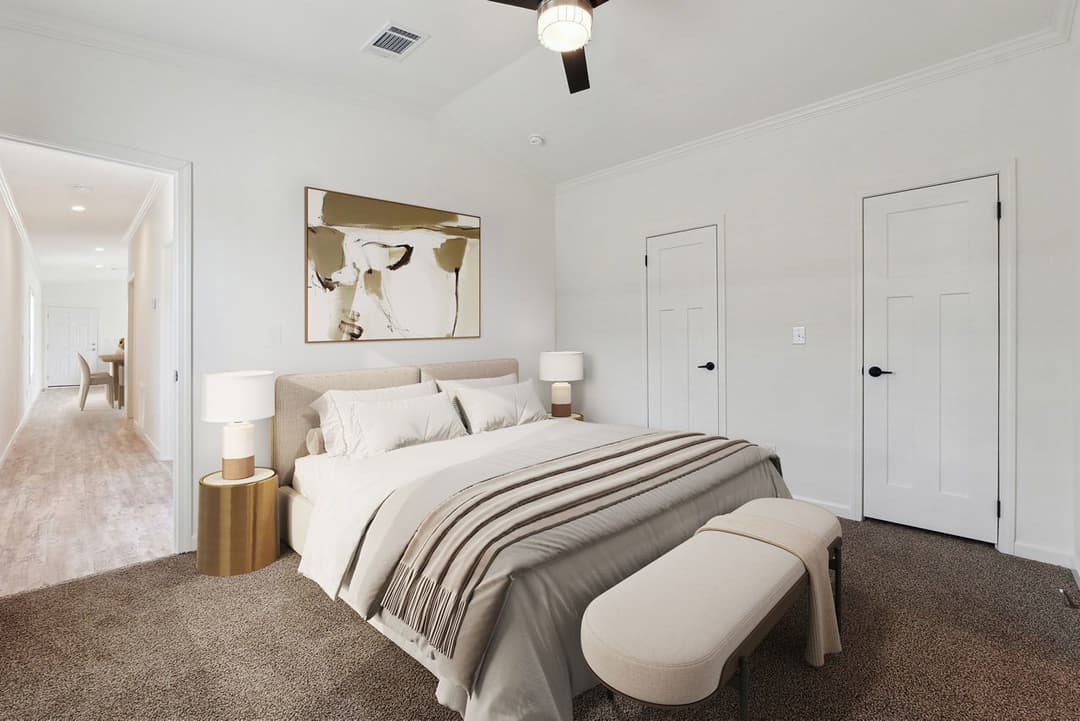 Innovation 1868h bedroom home features