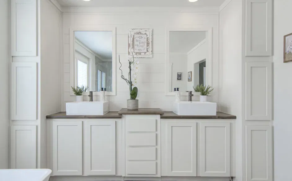 Oak creek homes bathroom home features