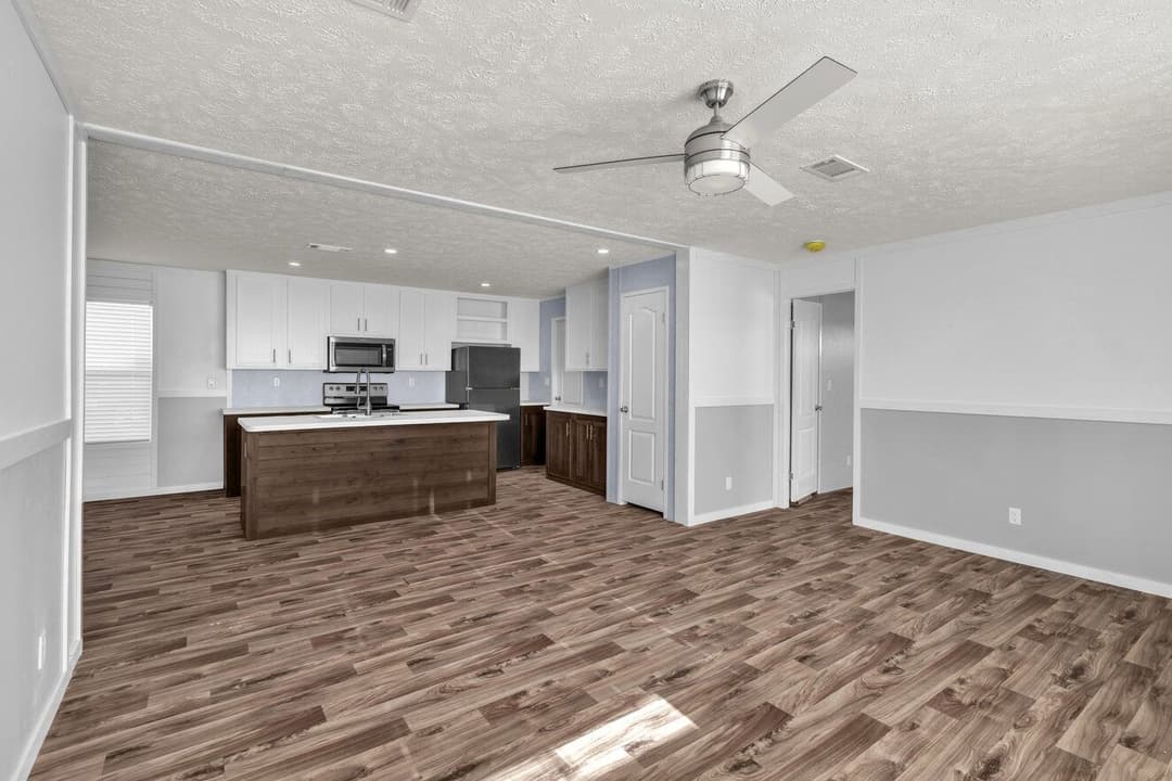 Valu maxx 28483m interior and kitchen home features