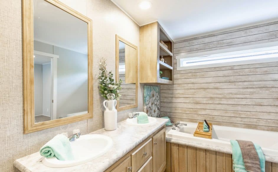 Sunset ridge 363 bathroom home features