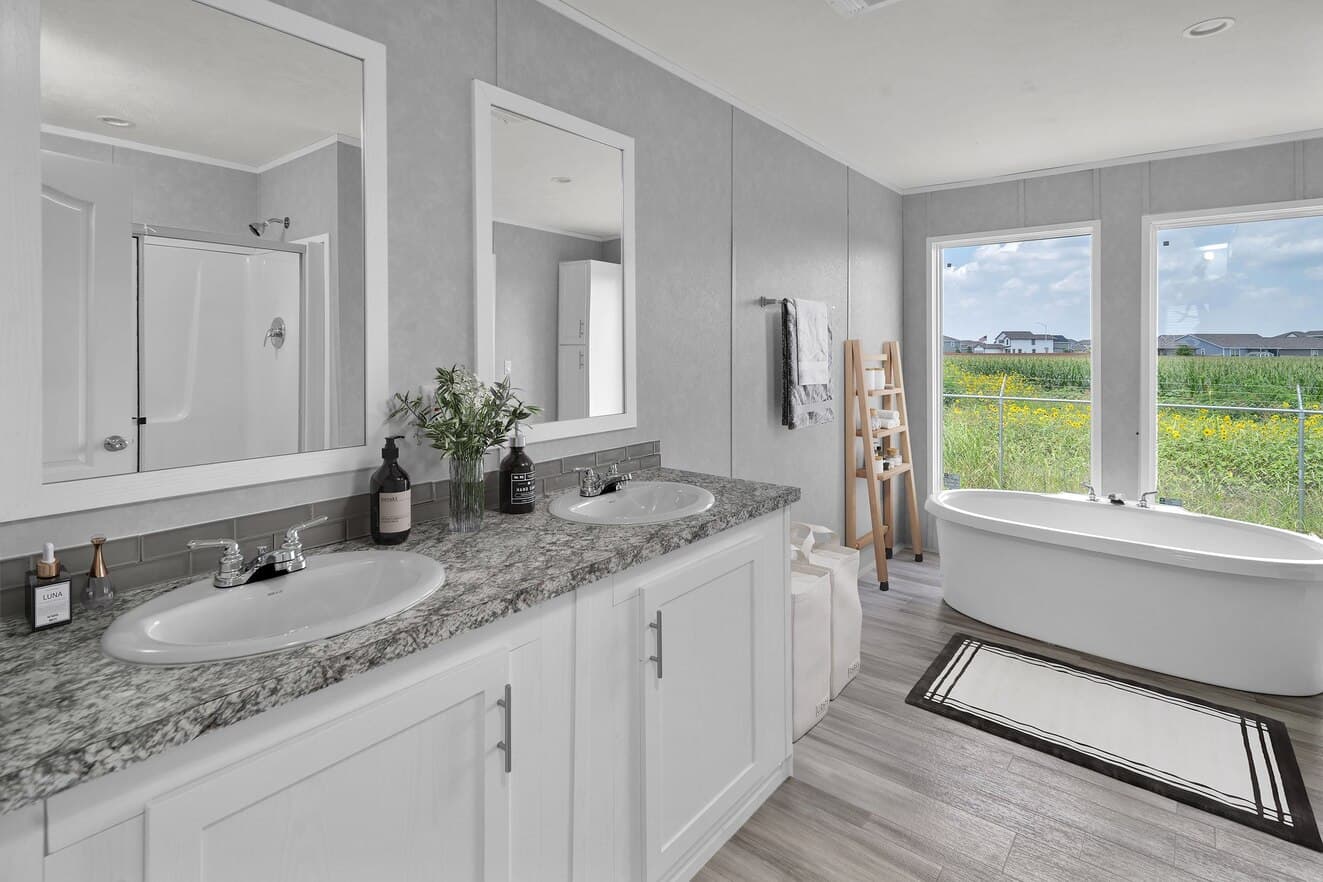 Valu premier 32684g bathroom home features