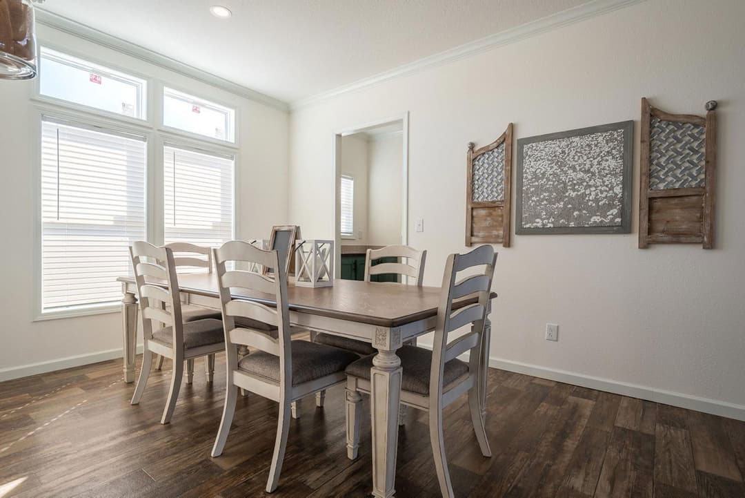 Innovation 3276n interior home features