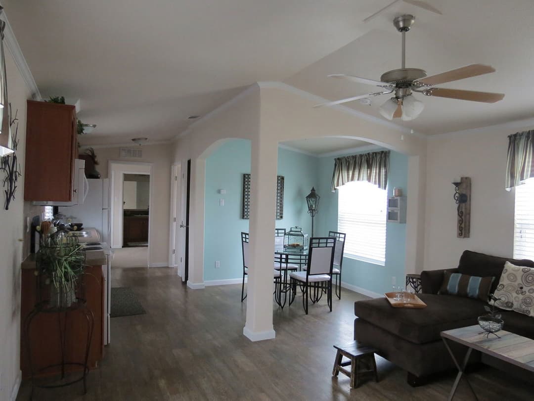 Innovation 1656a interior home features