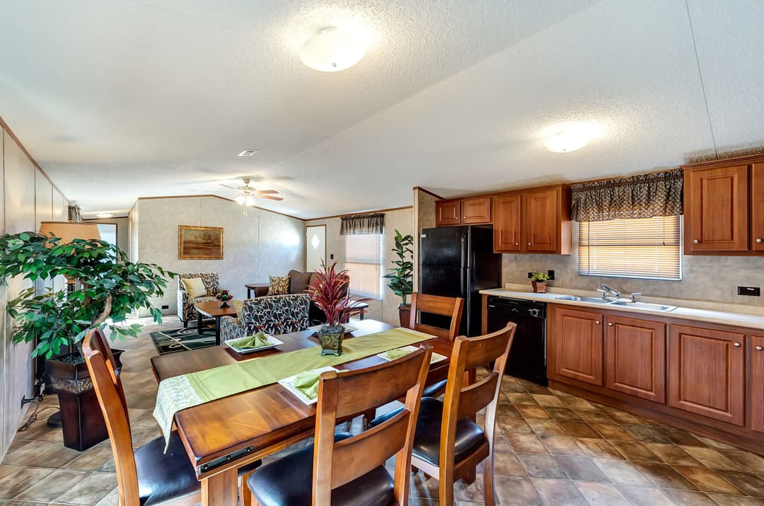 Select s-1684-42a kitchen home features