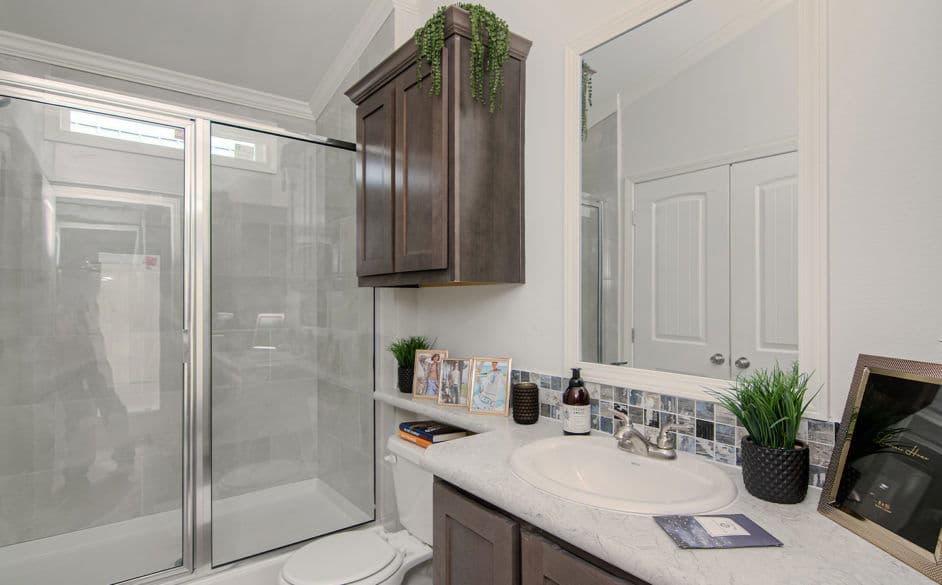 Robin d60ep8 bathroom home features