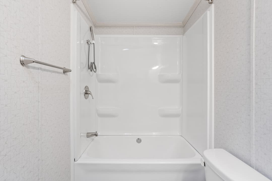 Heritage h-3272-43a bathroom home features